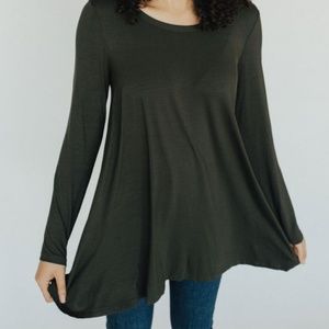 Carly Jean Los Angeles long sleeve tunic